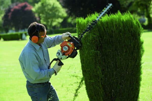 STIHL HS 82 T Makaze za živu ogradu - slika 3