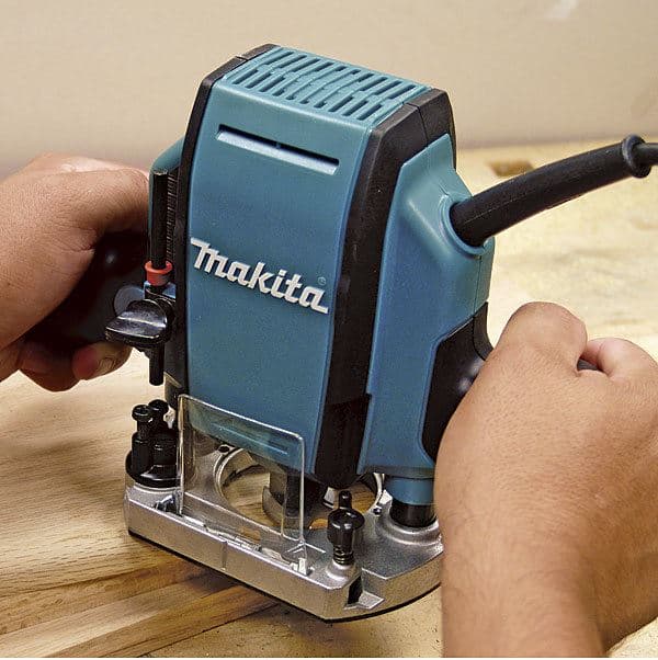 Makita RP0900 glodalica za drvo, 900W - slika 4
