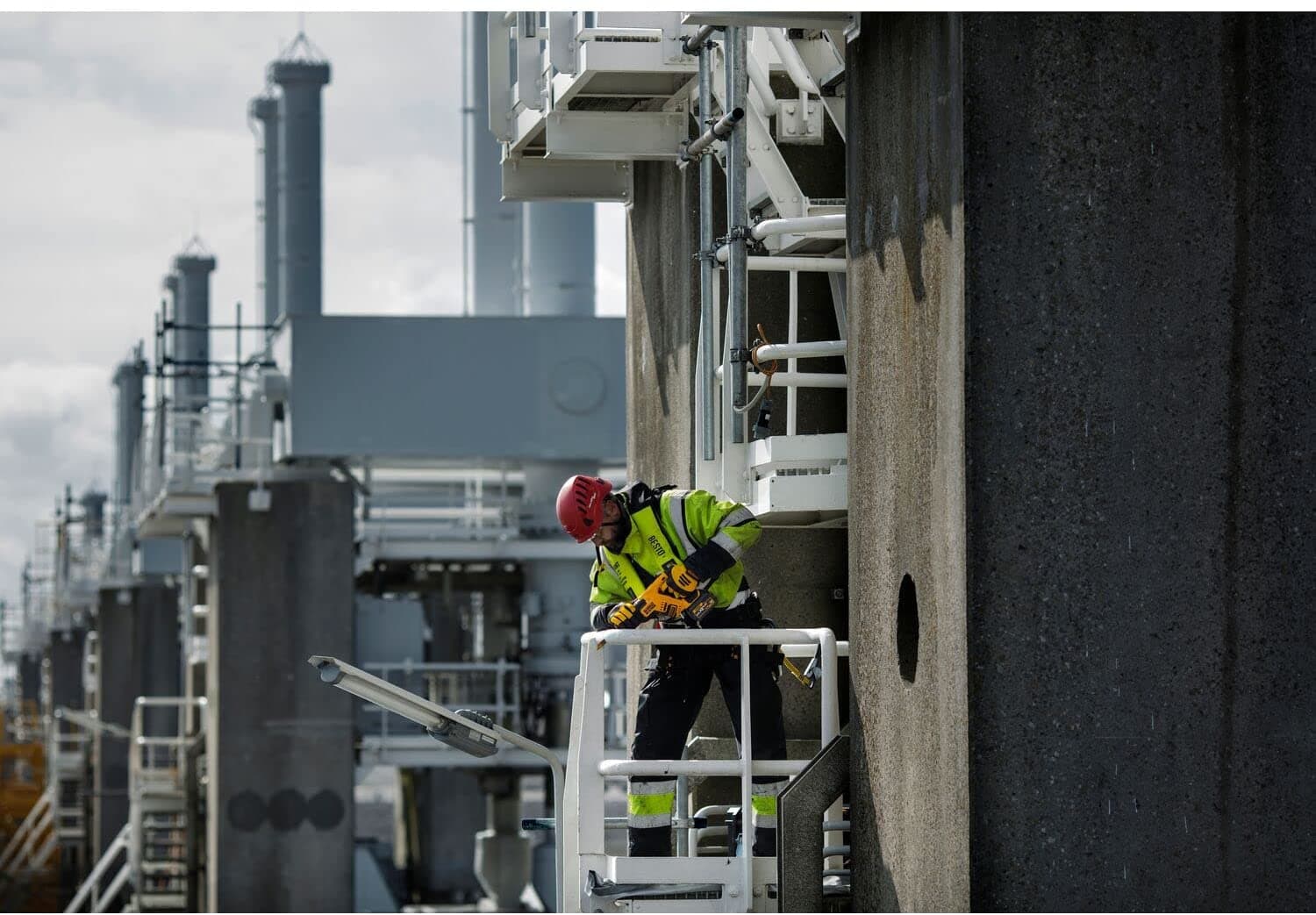 DeWalt DCS367NT Akumulatorska recipro testera, 18V XR Solo - slika 4