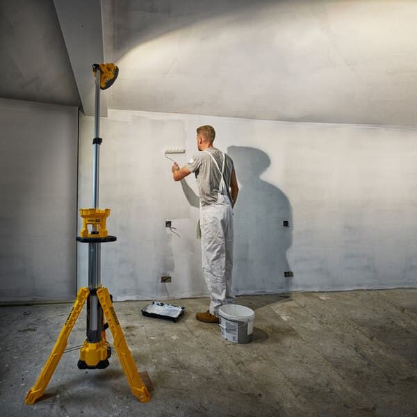 DeWalt DCL079 led lampa 18V 360 stepeni, na stativu, razvlačenje do 2.2m, bez baterija i punjača - slika 4