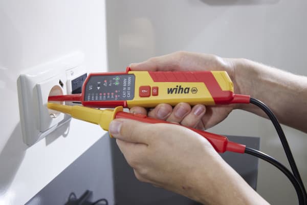Wiha 45216 ispitivač napona, 12 - 1,000 V AC, CAT IV, 2x AAA baterije (1.5V, IEC LR03) - slika 6