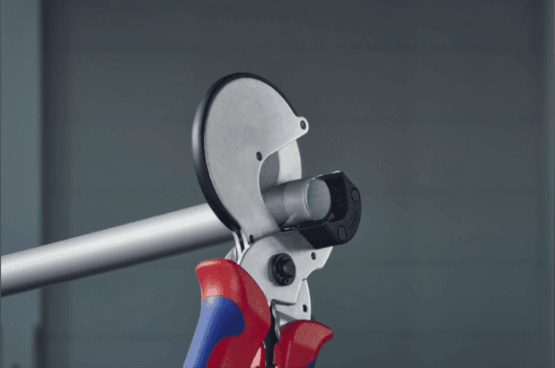 Knipex 90 25 25 Rezač cevi za kompozitne i plastične cevi, Ø 26 mm - slika 2