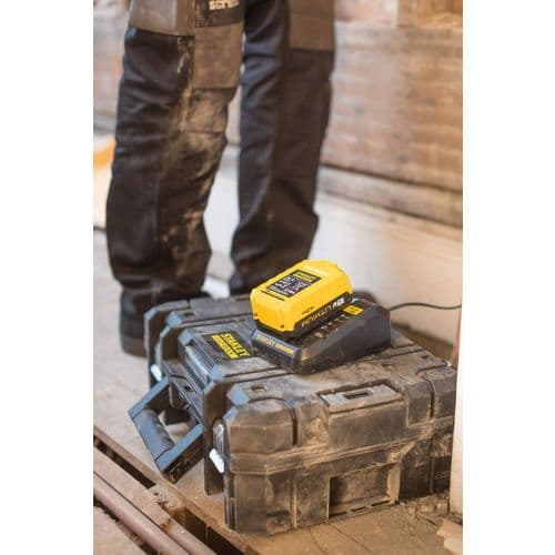 Stanley FMC688L FatMax punjiva baterija 18V 4,0 Ah - slika 3