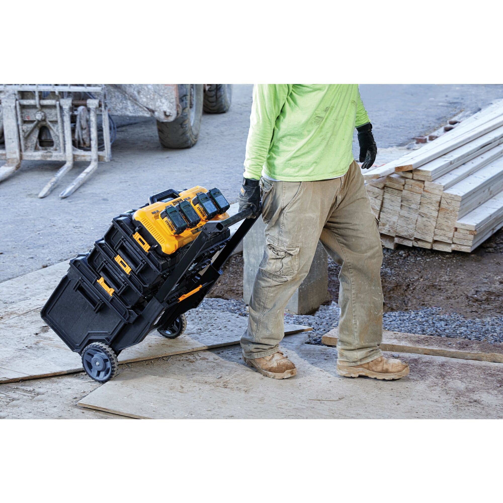 DeWalt DCB104 Višeportni simultani brzi punjač - slika 4