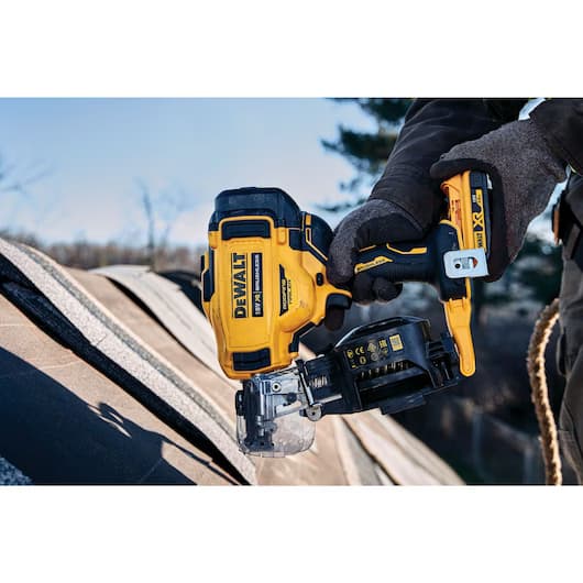 DeWalt DCN45RND2 Akumulatorski pištolj za eksere, 2x2Ah - slika 8