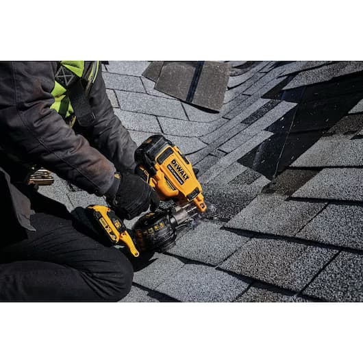 DeWalt DCN45RND2 Akumulatorski pištolj za eksere, 2x2Ah - slika 10