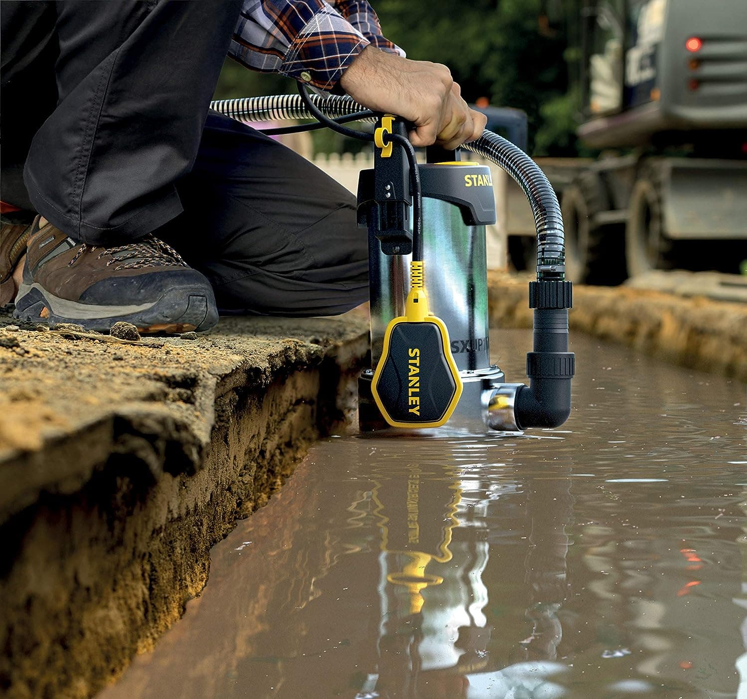 Stanley SXUP1100XDE Inox potopna pumpa za prljavu vodu, 1100W, 16.500l/h - slika 2