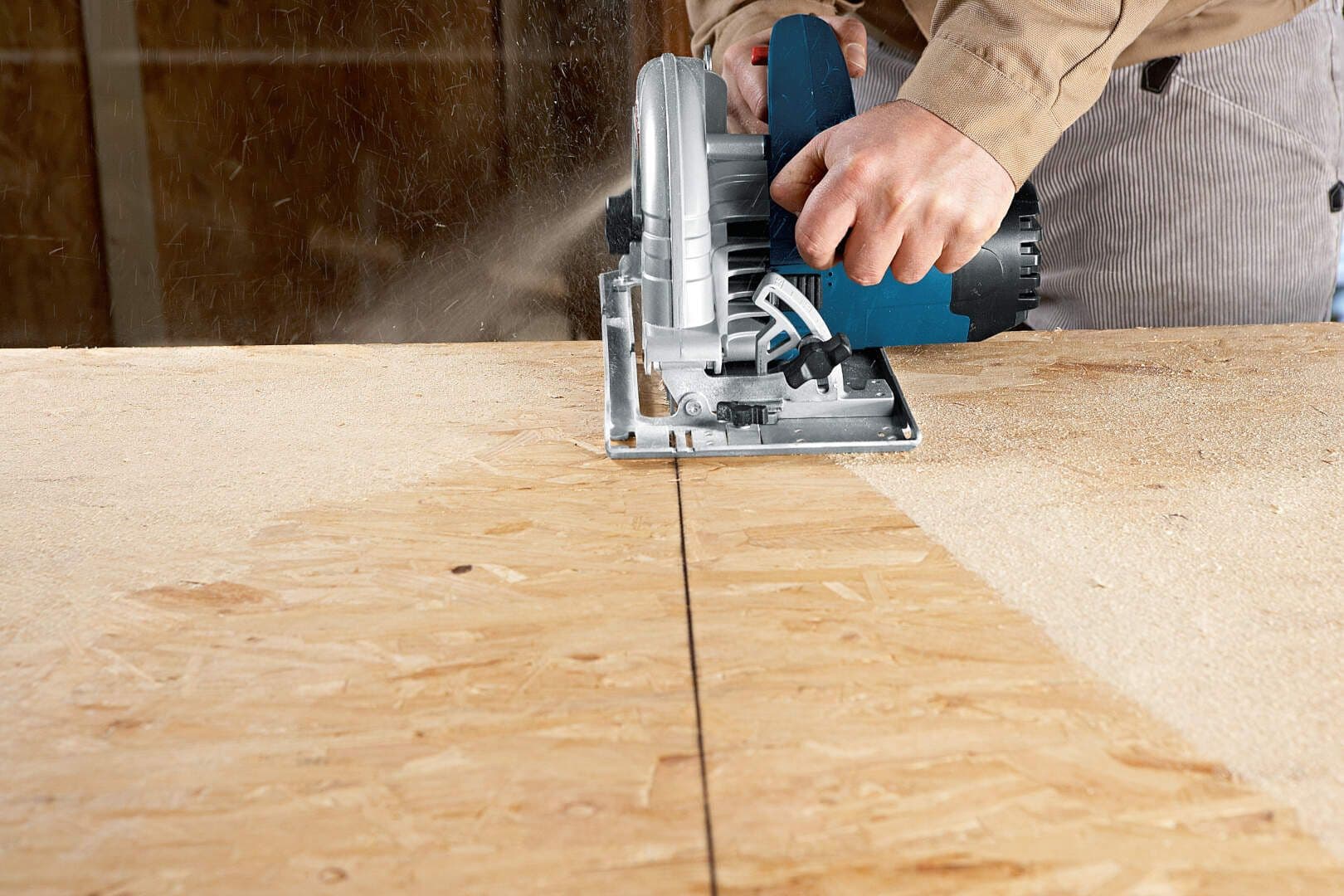 Bosch GKS 85 Ručna kružna testera, 2.200W - slika 3