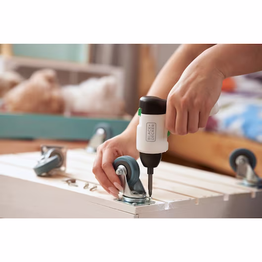 Black&Decker REVSD4C Aku odvijač, 3.6V - slika 4