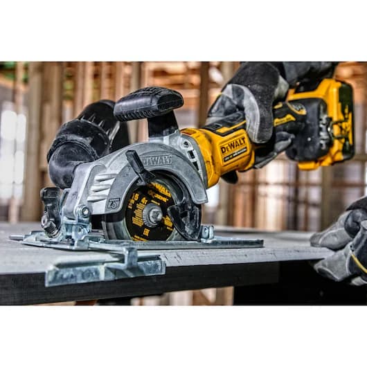 DeWalt DCS571NT Akumulatorski ručni cirkular, bez baterije i punjača - slika 6