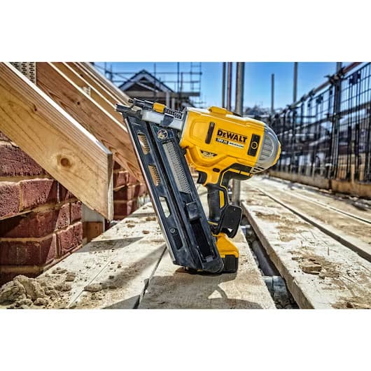 DeWalt DCN692P2 Akumulatorski pištolj za eksere, 2x5Ah - slika 6