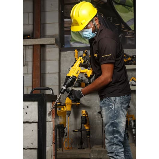 DeWalt DCH133NT akumulatorski elektro-pneumatski čekić 18V SDS-Plus, bez baterije i punjača - slika 2