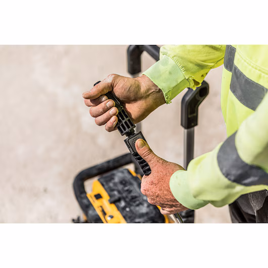 DeWalt DCMPW1600N akumulatorski perač pod pritiskom, 2x18V, 110bar, bez baterije i punjača - slika 2