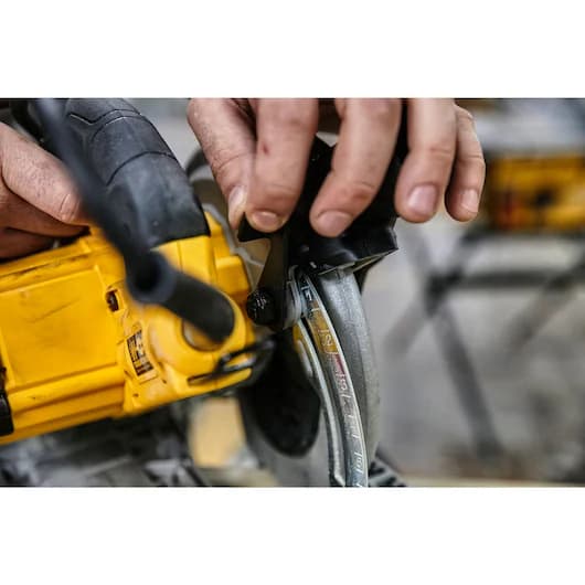 DeWalt DWE576K Cirkular 1600W - slika 3
