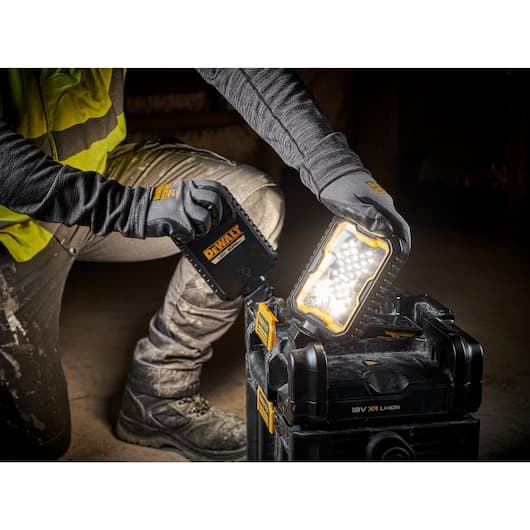 DeWalt DWST08061-1 Toughsystem 2.0 akumulatorska led lampa i kofer za alat - slika 8