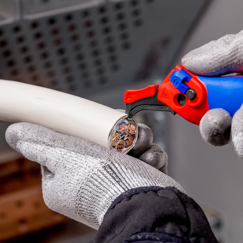 Knipex 16 50 145 SB Nož za skidanje izolacije 3u1 sa funkcijom krckalice - slika 7