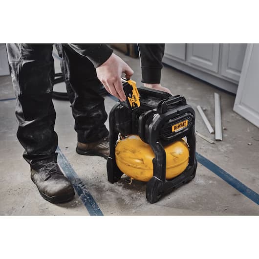 DeWalt Aku kompresor 18V 9.7 bar, bez baterije i punjača - slika 5