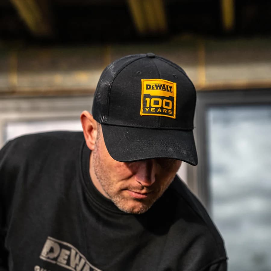 DeWALT DWC241-001 crni kačket 100 godina Limited Edition, vez - slika 2