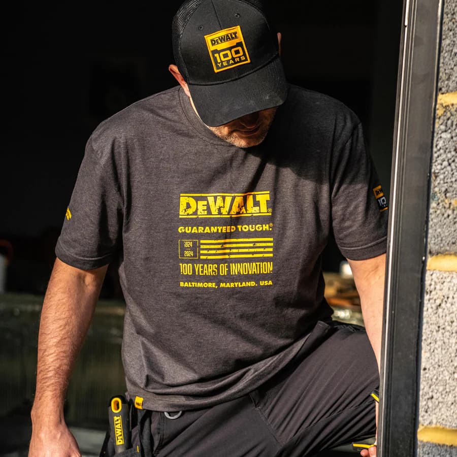 DeWalt DWC240-004 siva majica, 100 godina Limited Edition - slika 5