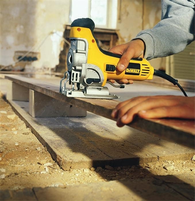 DeWalt DW333KT Ubodna testera 710W - slika 5