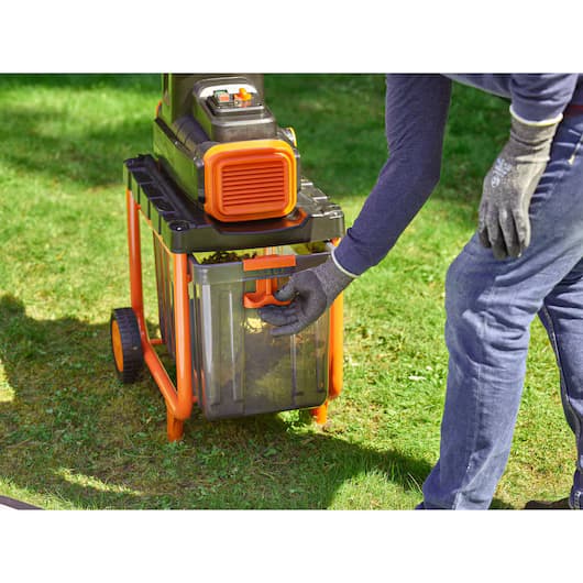 Black+Decker BEGAS5800 Seckalica za grane 2800W - slika 2