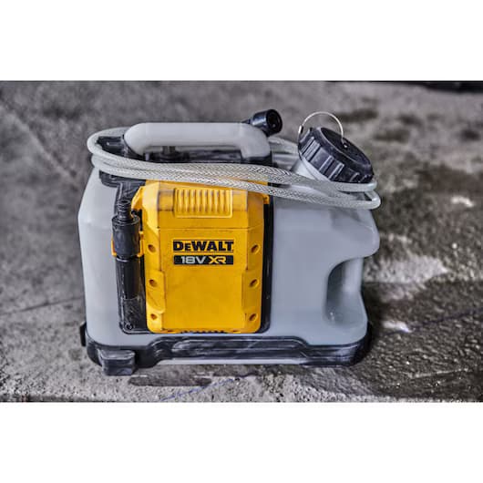 DeWalt DCE6820N Aku rezervoar za vodu 18V XR, bez baterije i punjača - slika 8
