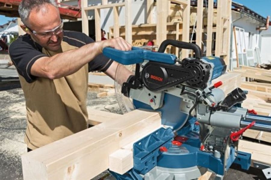 Bosch GCM 12 SDE Stacionarna potezna kružna testera / potezni ger, 1.800W - slika 5