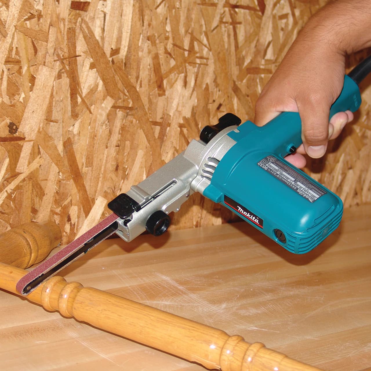 Makita 9032 Tračna brusilica, 500W - slika 3