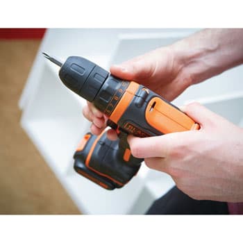 Black+Decker Akumulatorska bušilica odvijač 10.8 Li-Ion + limenka + pribor BDCDD12A80T - slika 4