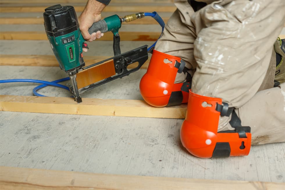 KWB 49922500 štitnici za kolena, obloženi tvrdom plastikom, zaštita od posekotina - slika 3