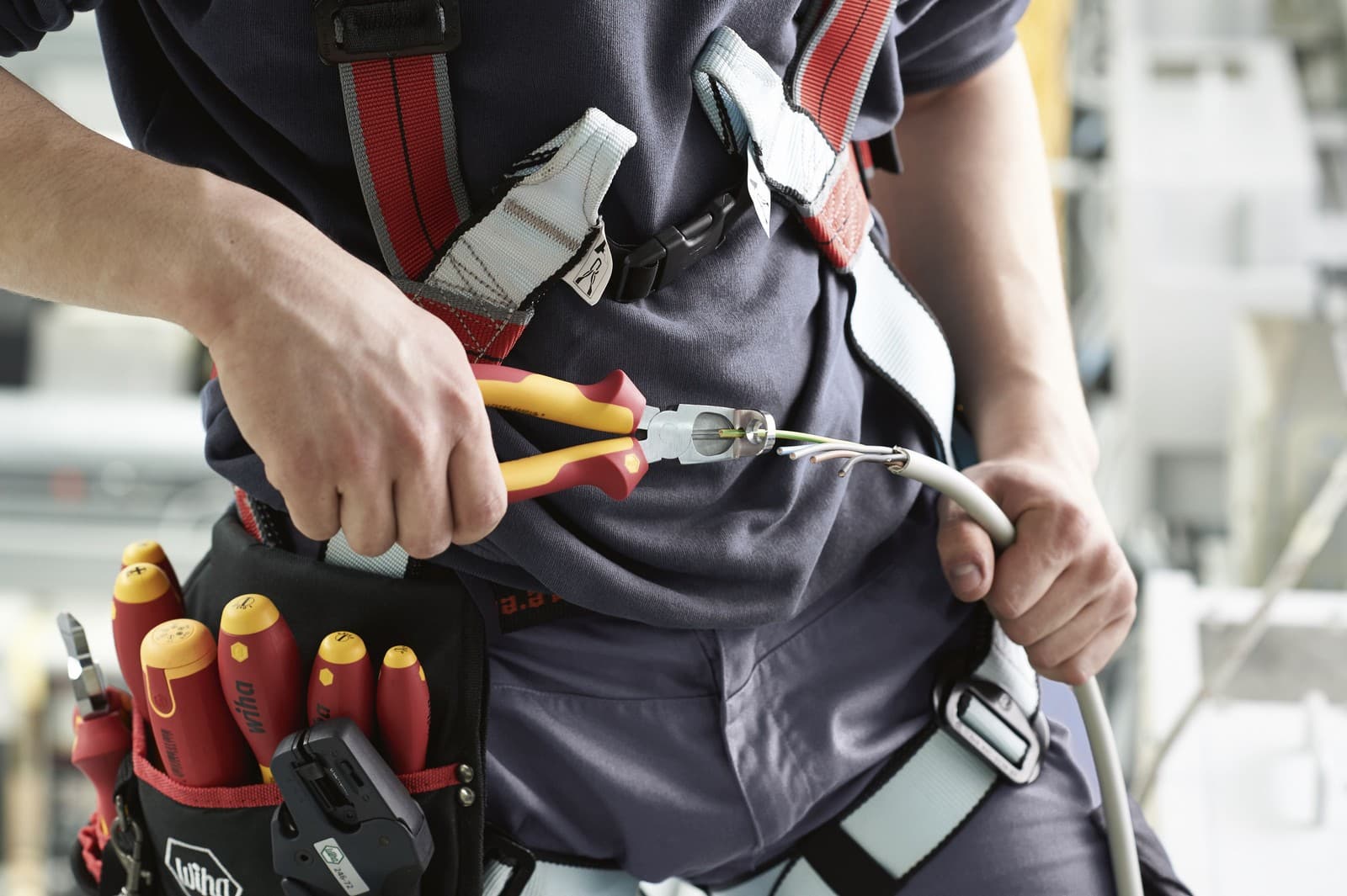 Wiha 38552 instalaciona klešta, TriCut Professional, VDE izolovana, 170mm - slika 4