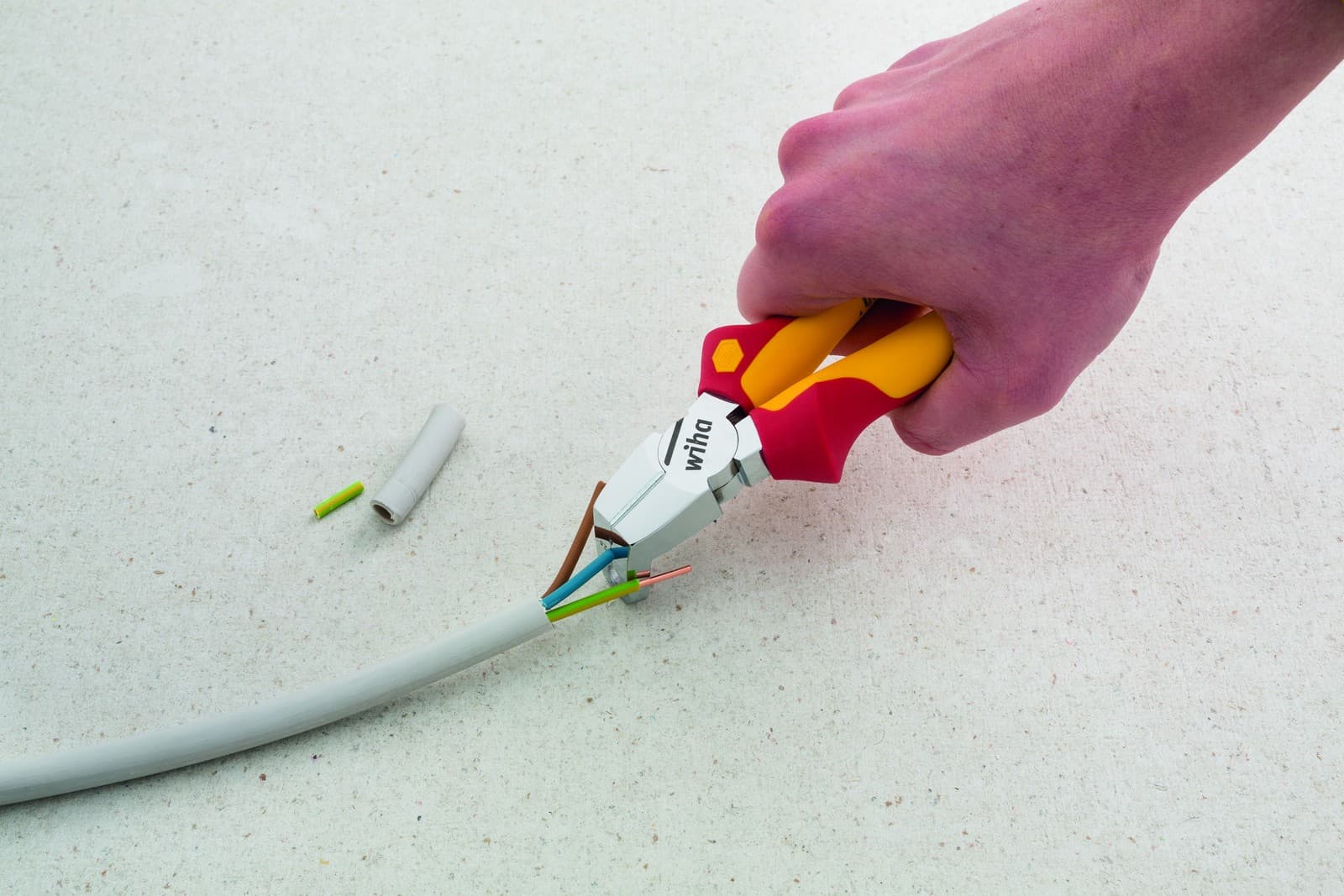 Wiha 38552 instalaciona klešta, TriCut Professional, VDE izolovana, 170mm - slika 9