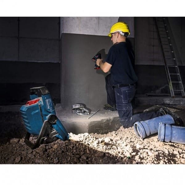 Bosch GLI 18V-2200 C Solo, aku led reflektor, bez baterija - slika 5