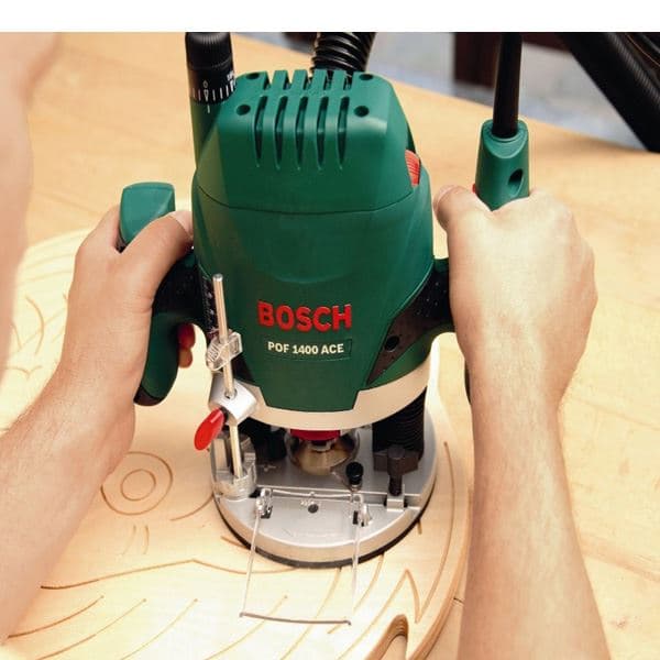 Bosch POF 1400 ACE glodalica za drvo + set glodala 6 komada, 1.400W - slika 3