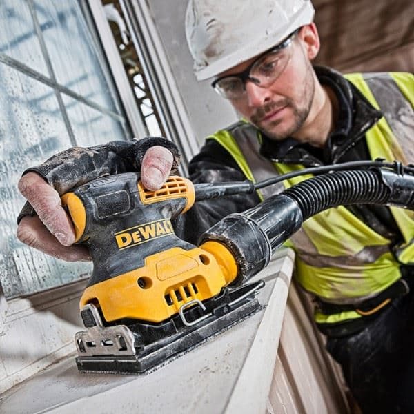 DeWalt DWE6411 vibraciona brusilica - šlajferica, 230W - slika 3