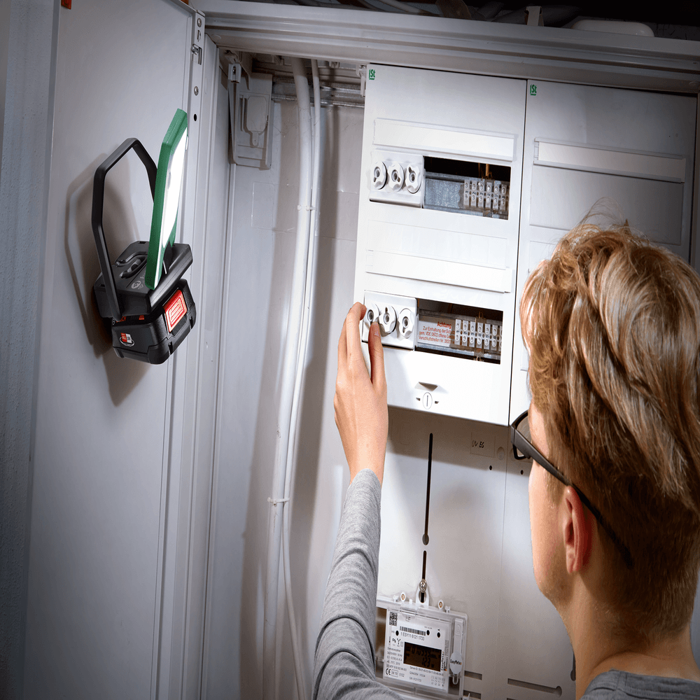 Bosch Lampa EasyLight 18V-400, 06039A1200 - slika 7