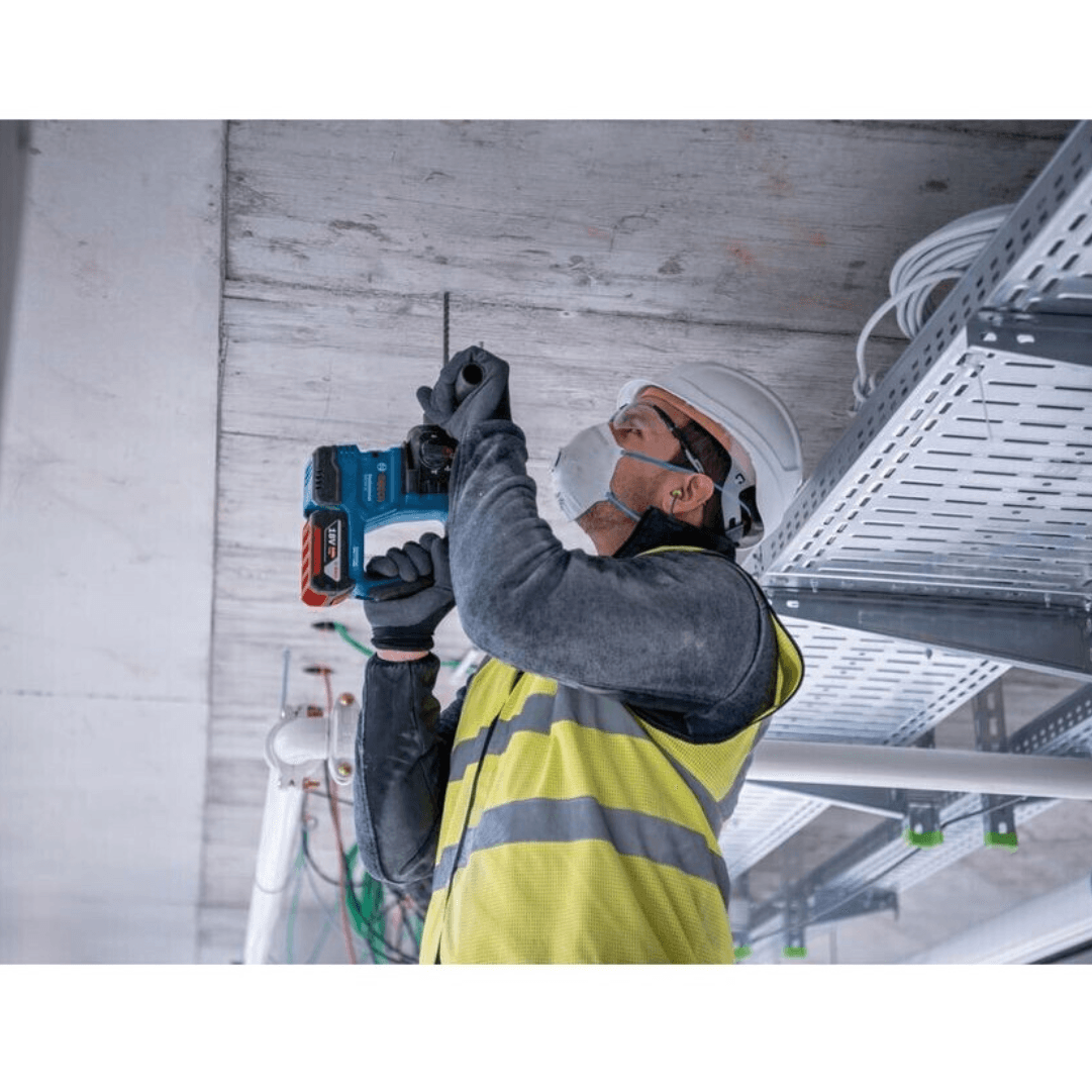 Bosch akumulatorski set GBH 18V-22 + GSR 18V-45 + 2 x 18V 4,0Ah + torba, 0615A50038 - slika 5