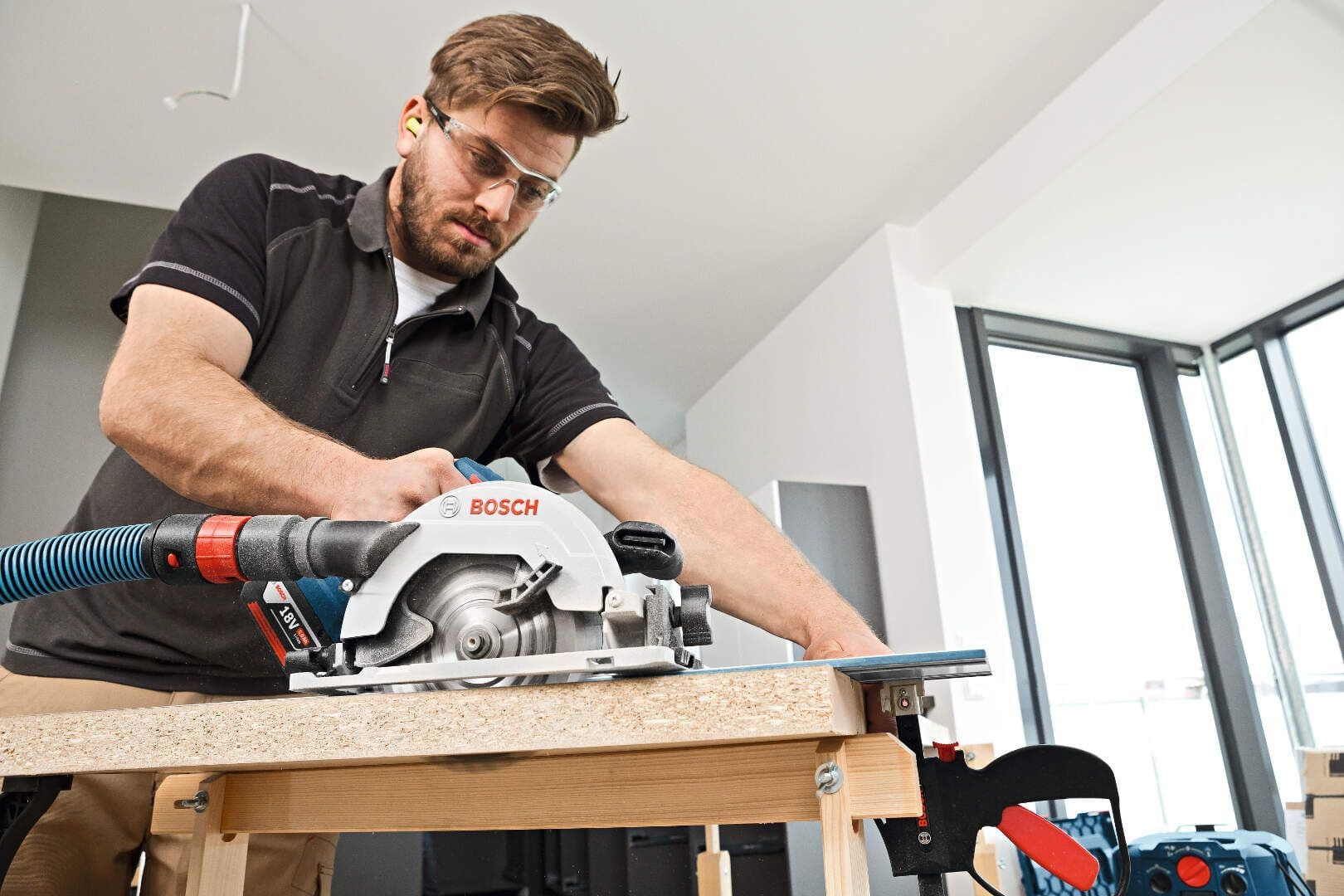 Bosch GKS 18V-57 G akumulatorska kružna testera, 2x5.0Ah - slika 15