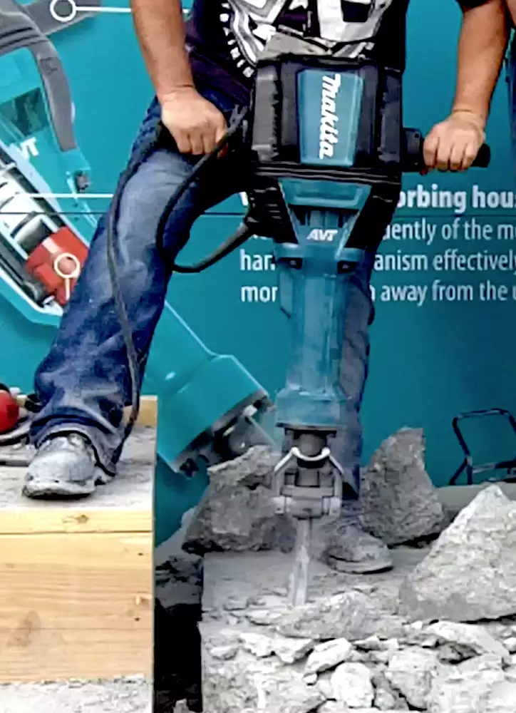 Makita HM1812 Čekić za rušenje, 2.000W - slika 2