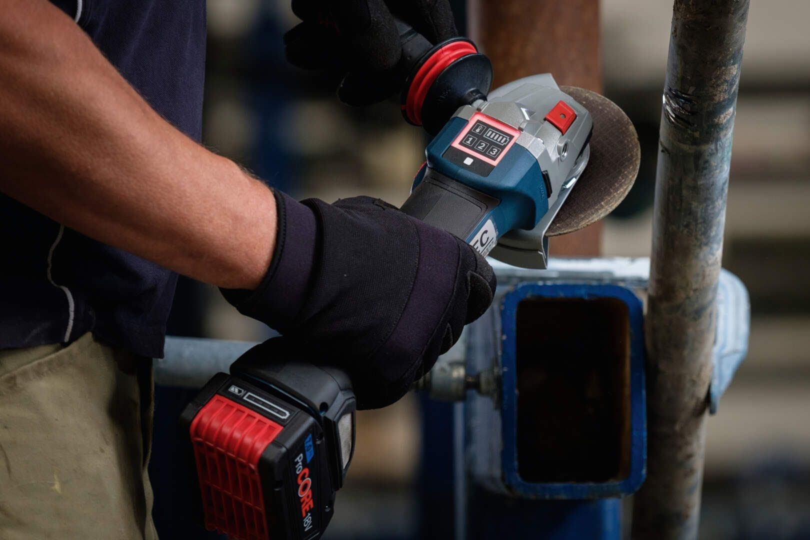 Bosch GWS 18V-10 SC Akumulatorska ugaona brusilica, 150mm, 2x5.0Ah - slika 13