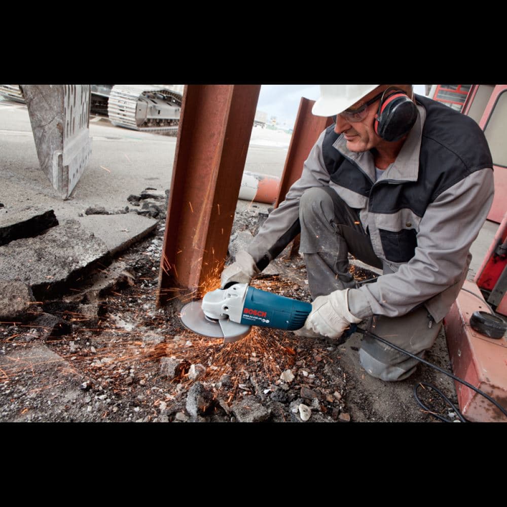 Bosch GWS 24-180 LVI Ugaona brusilica, 2.400W, 180mm - slika 7