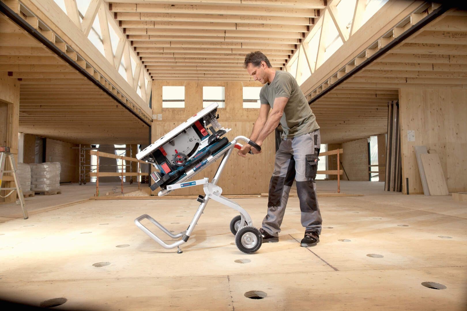 Bosch GTS 10 XC Stona cirkularna testera, 2.100W - slika 9