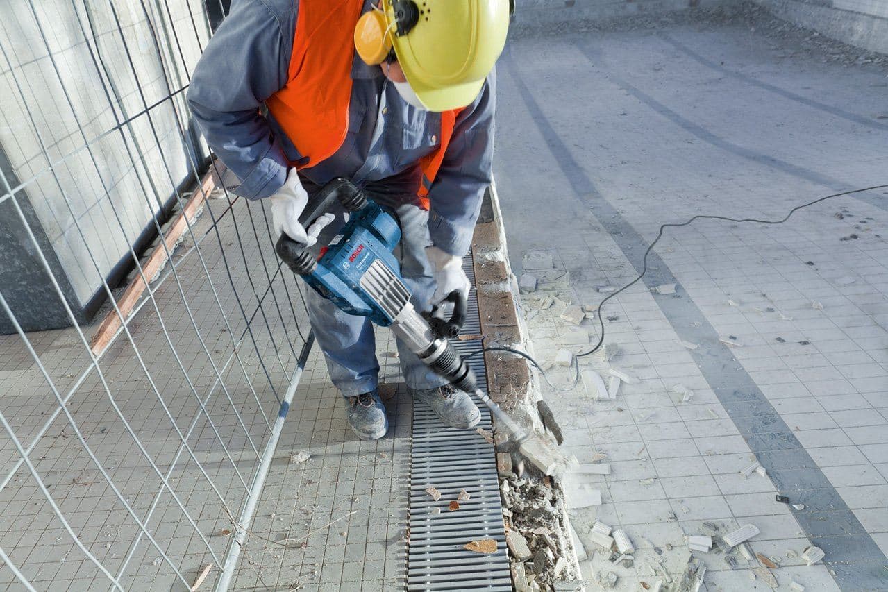 Bosch GSH 11 VC Elektro-pneumatski čekić za štemovanje, 1.700W - slika 11