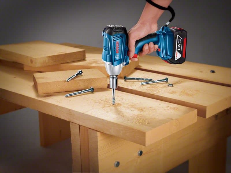 Bosch GDS 250-LI Akumulatorski udarni odvrtač, 2x3.0Ah 18V u koferu - slika 2