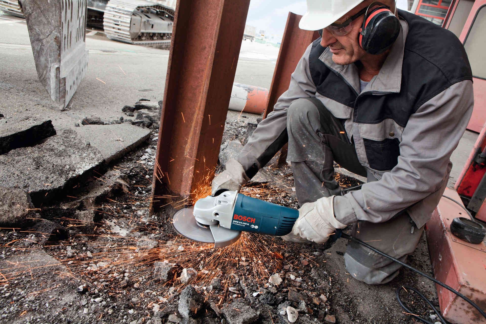 Bosch GWS 24-180 JH ugaona brusilica, 2.400W - slika 10