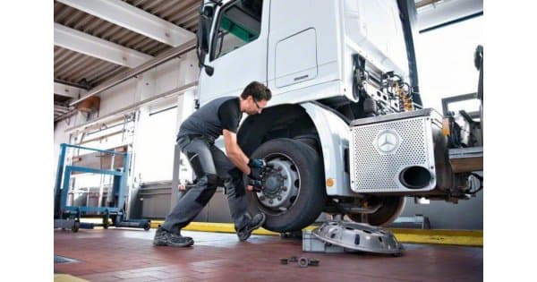 Bosch GDS 18V-1000 Akumulatorski udarni odvrtač 2x5,0 Ah + L-Boxx kofer, 06019J8304 - slika 3