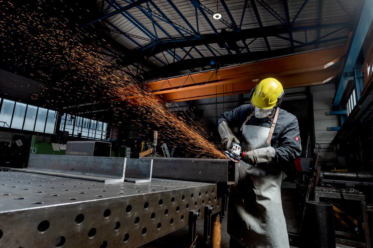 Metabo WEV 19-125 Q M-Brush Ugaona brusilica, 1900W - slika 8