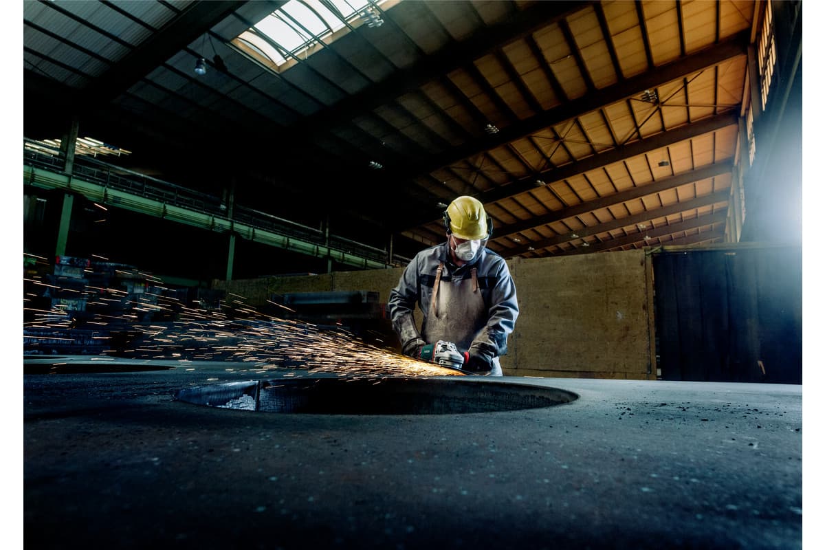 Metabo WE 26-230 MVT Quick Ugaona brusilica, 2600W - slika 4