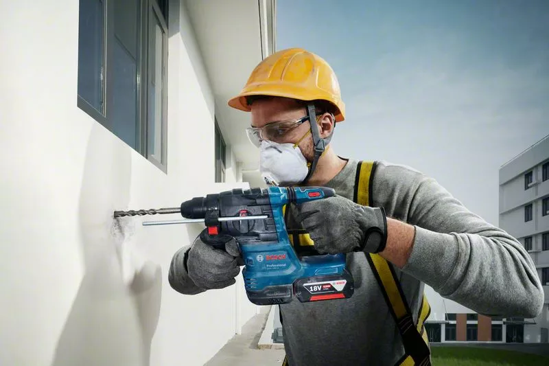 Bosch Akumulatorski elektro-pneumatski čekić - bušilica GBH 185-LI, 1x4,0 Ah 0611924022 - slika 7