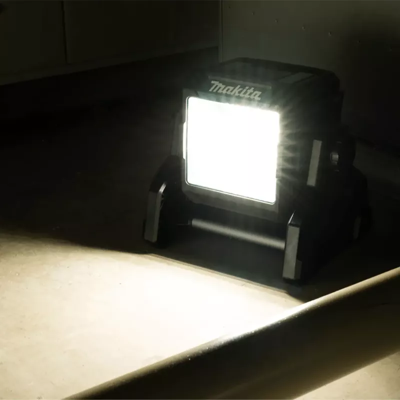 Makita DEAML003G akumulatorska LED lampa-reflektor, 18/40V, bez baterije i punjača - slika 2